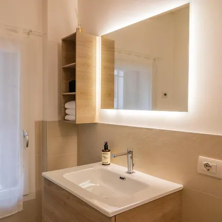 Apartament By Host In Italy